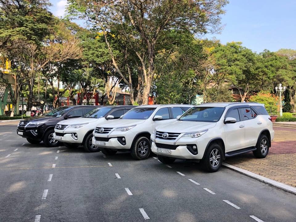 Dịch vụ Xe 7 chỗ sân bay Tân Sơn Nhất đi Bình Dương chất lượng cao